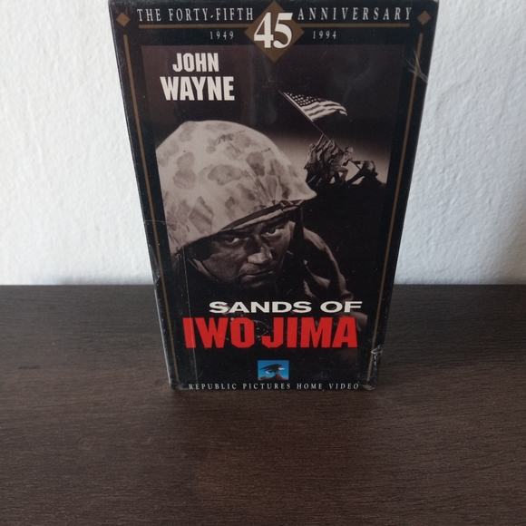 Sands Of Iwo Jima John Wayne 45 Anniversary Edition VHS Factory Sealed - Picture 1 of 6